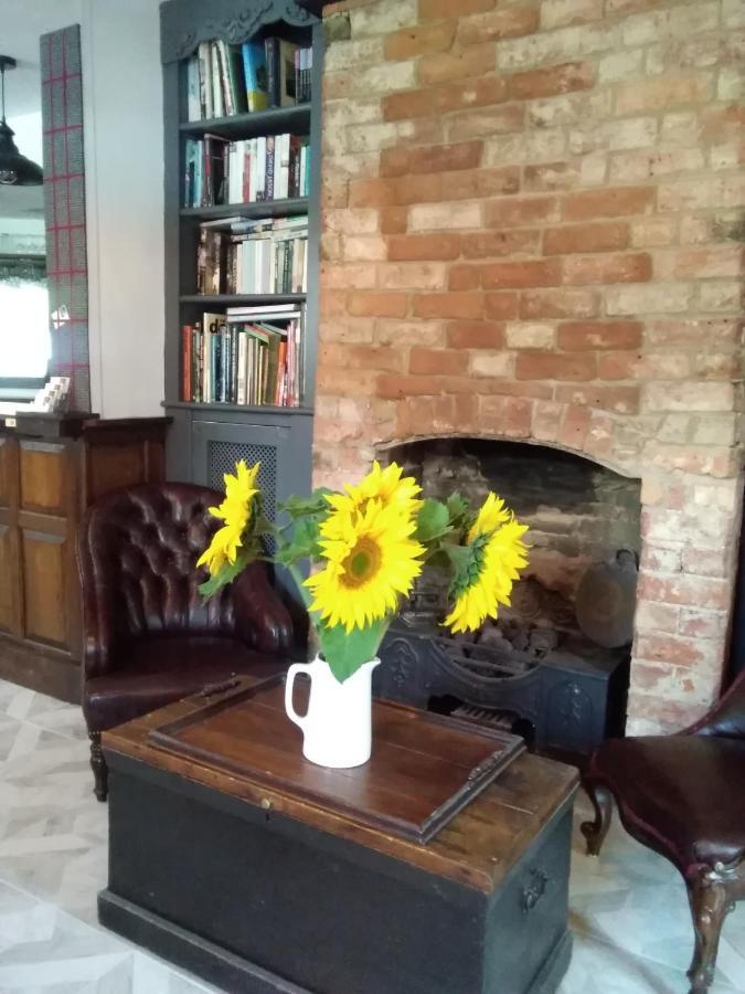 Holly Tree B&B Bromyard Extérieur photo